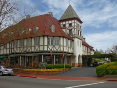 Petersen Village Inn 1